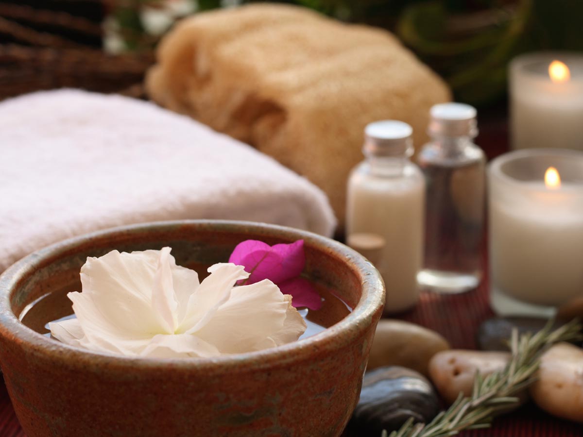 Why A Spa Package Makes A Great Gift